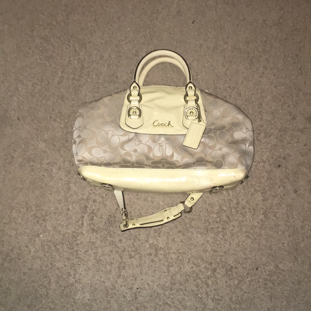 Shoulder bag